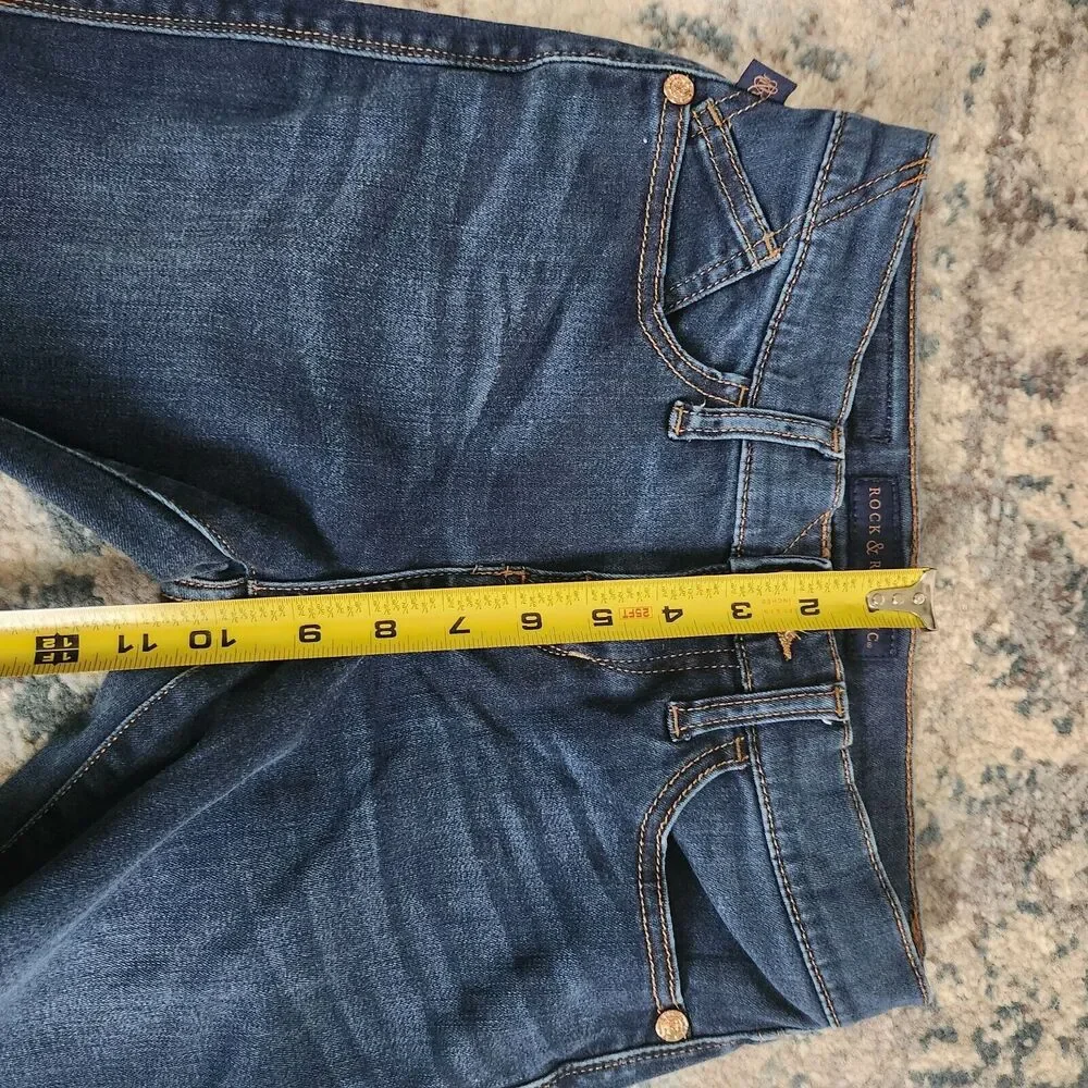 Rock & Republic Womens Size 4 Berlin Embroidered Pockets Blue Straight Jeans